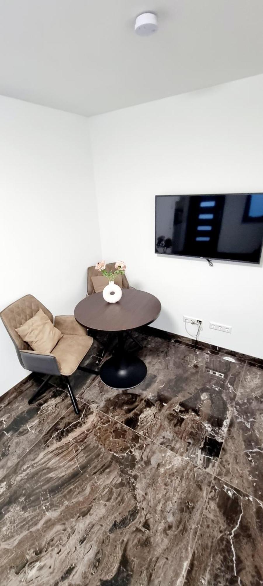 Einliegerwohnung Neu In Vaihingen Enz Horrheim Exterior foto